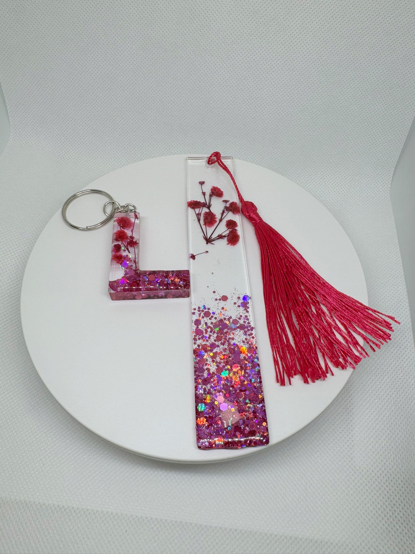 ✨Glittery Set Alphabet letter keychain & Bookmark✨
