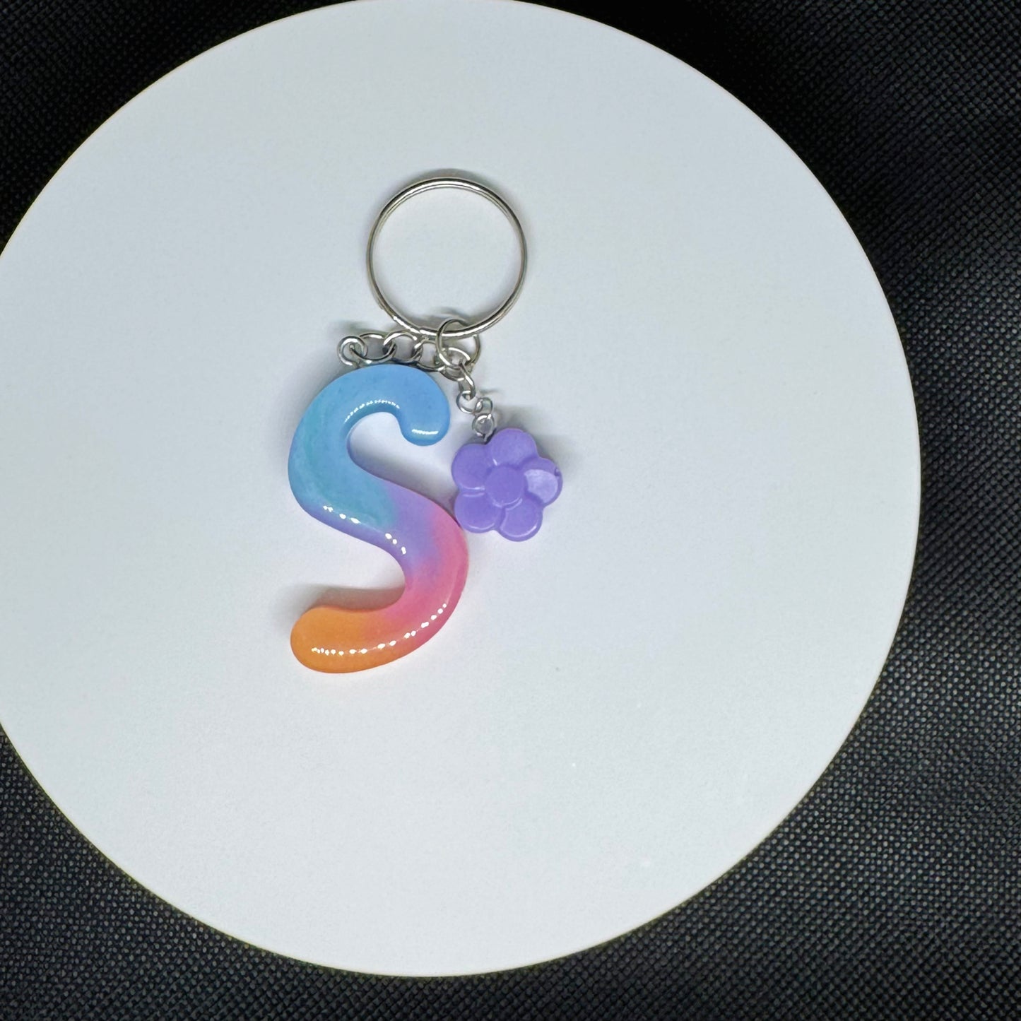 Custom Pastel Resin Initial Keychains – Handmade Letter Charms with Cute Mini Accessorie