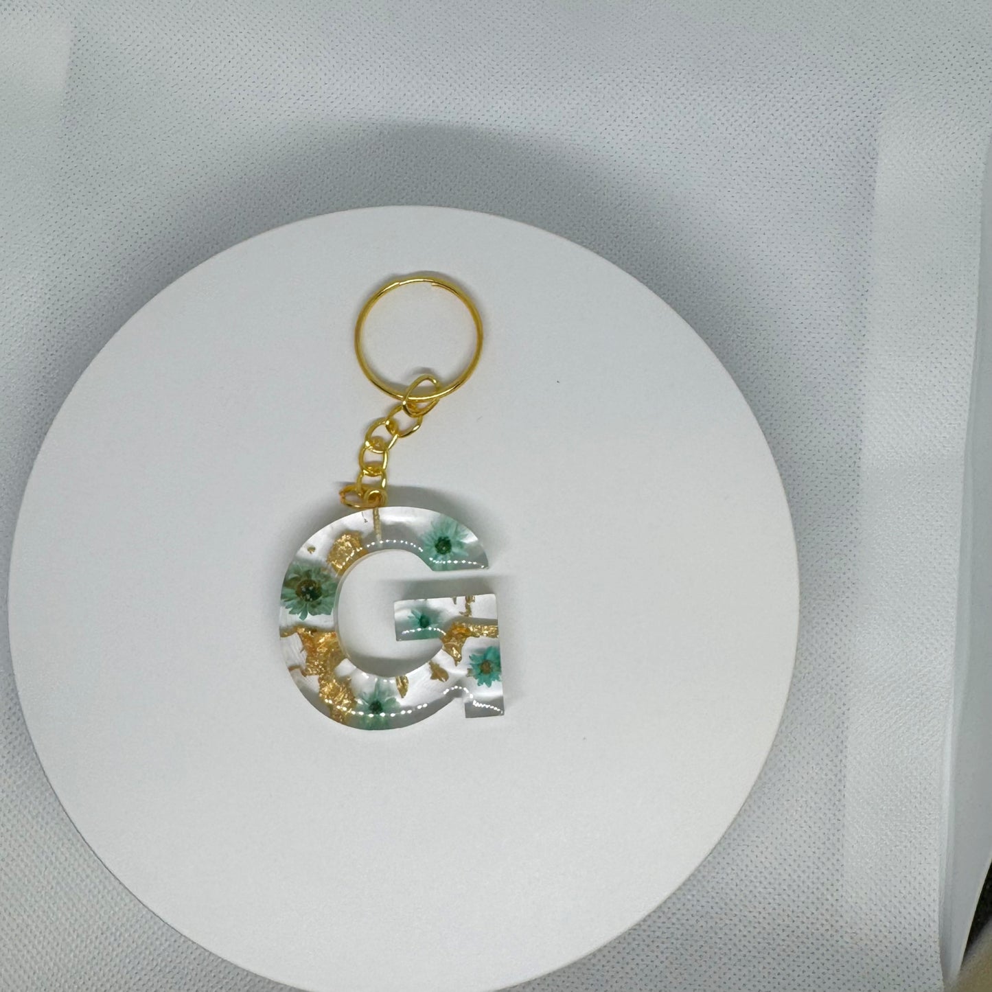 Alphabet letter keychain with flowers and gold