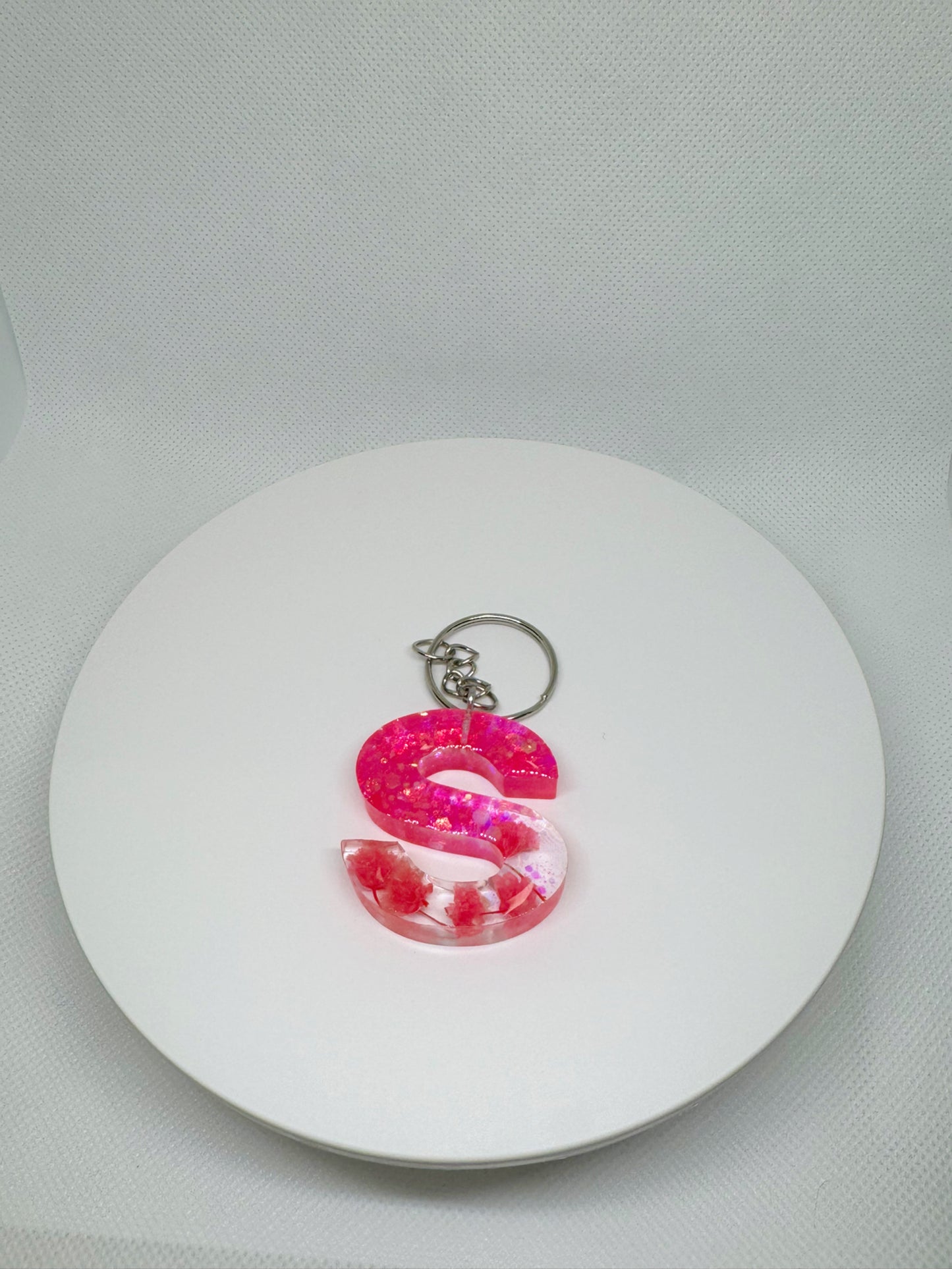 ✨Glittery Alphabet letter keychain✨